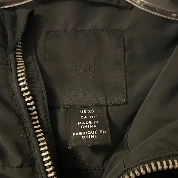 H&M Black Windbreaker Jacket - Picture 2 of 3